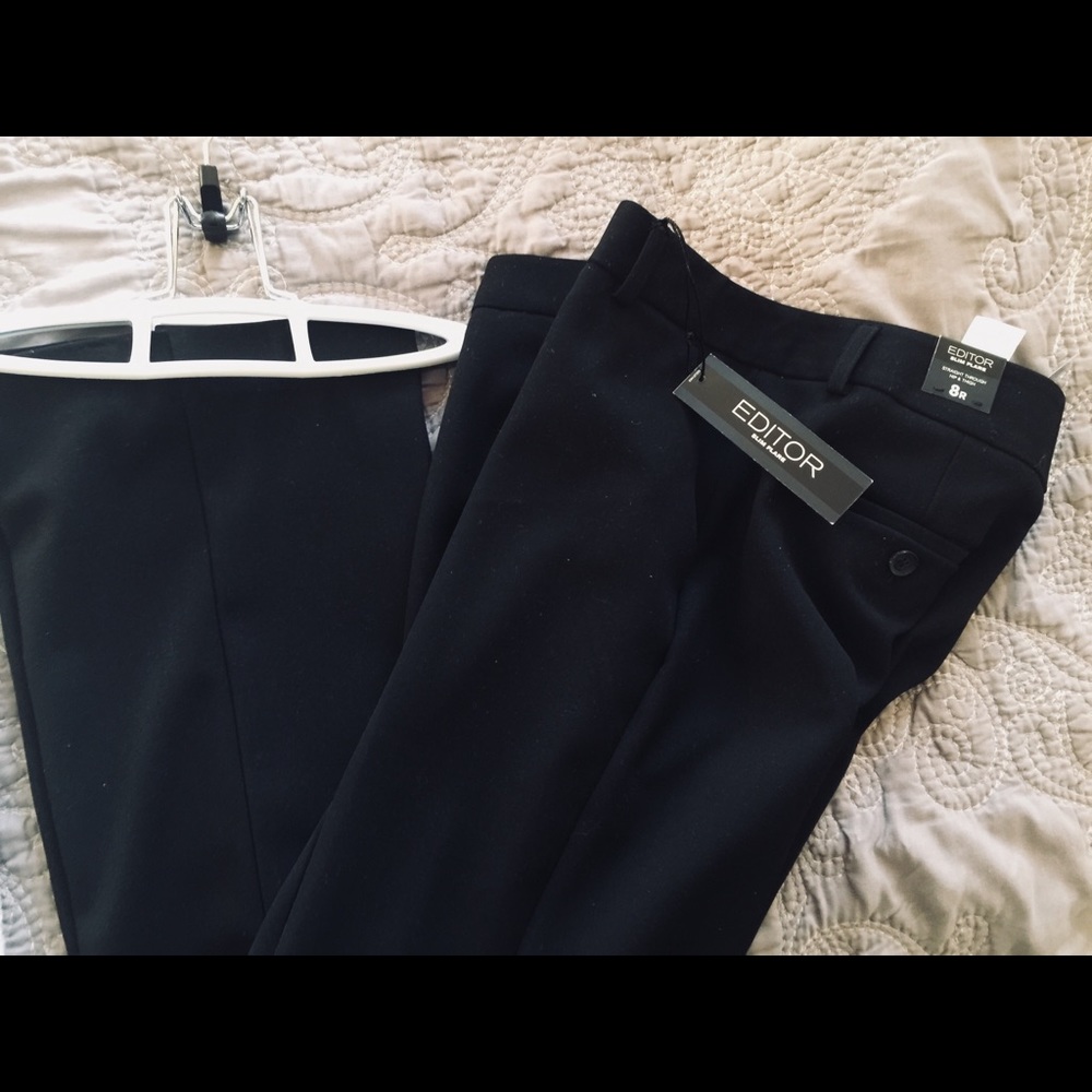 New Women’s 8R Express Slacks